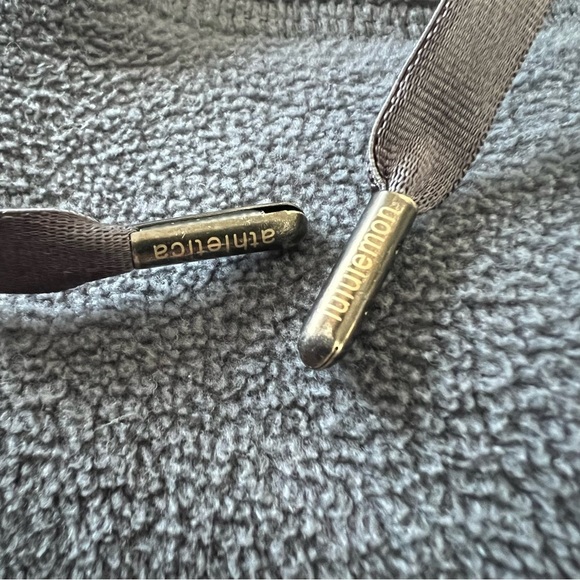 lululemon don’t hurry be happy pullover - Picture 5 of 14